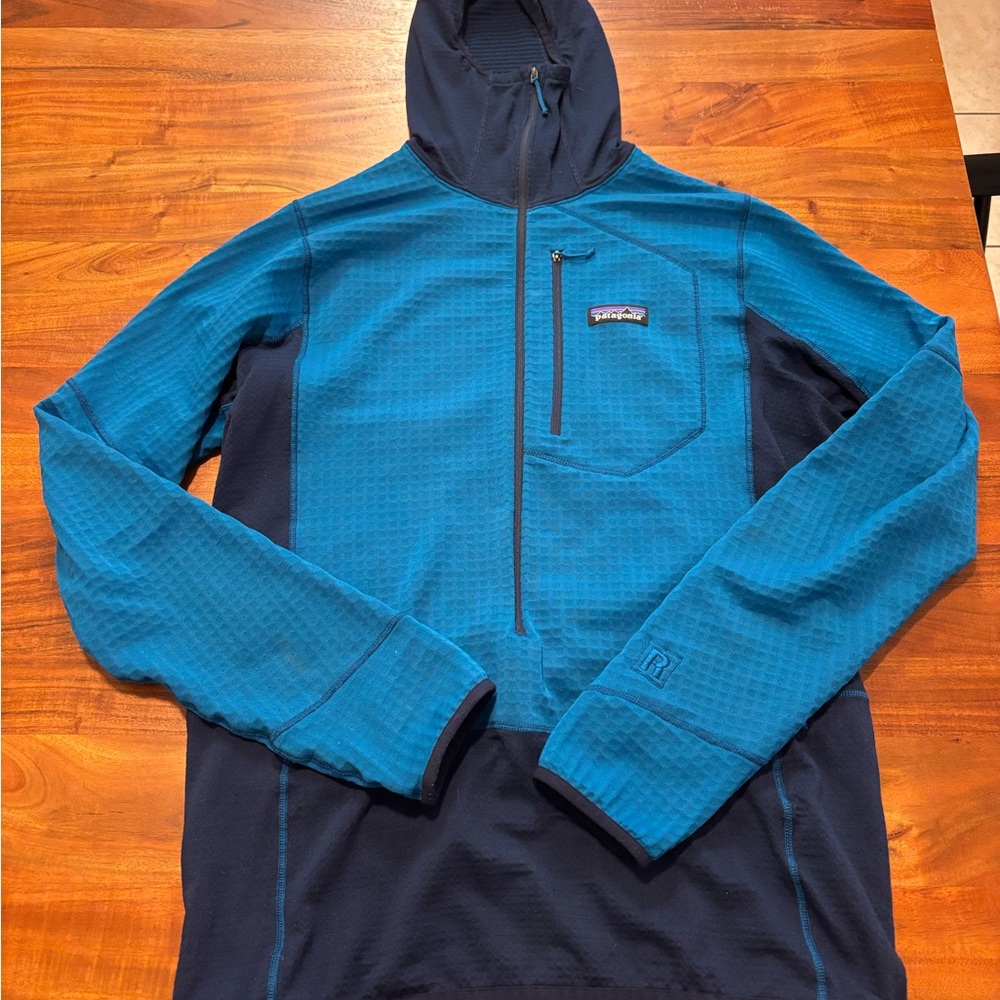 Patagonia Men's R1 Pullover Hoody